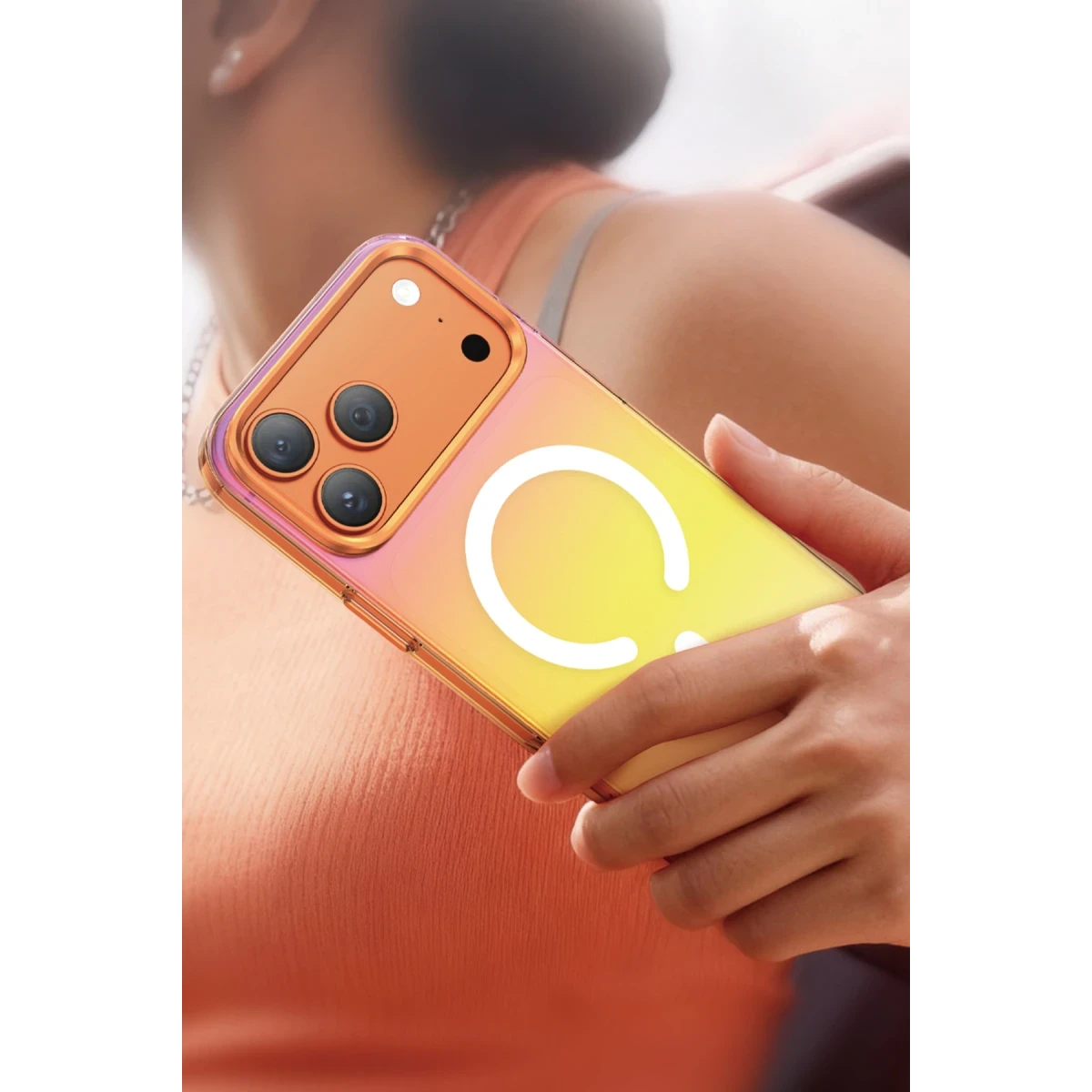 Keephone Apple iPhone 17 Pro Rainbow Magsafe Kapak - Gümüş